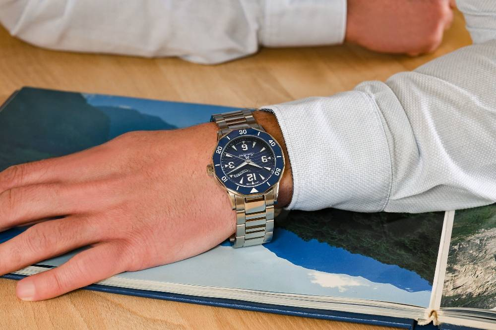 Jean Marcel Automatikuhr Tropical Diver Modell 532.60.65.99 Riesige Ersparnisse