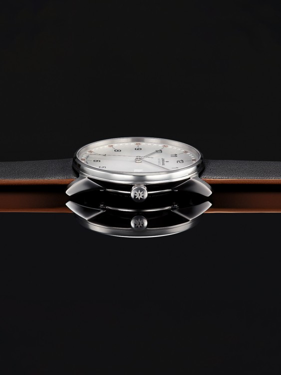 Junghans FORM A JETZT KAUFEN