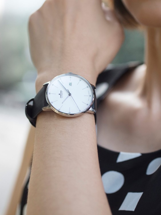 Junghans FORM A Neueste Stile
