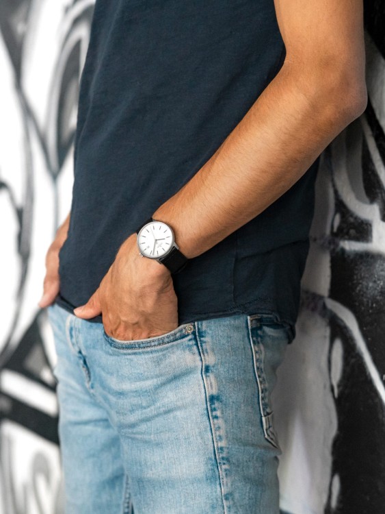 Junghans FORM A Titan Letzter Tag
