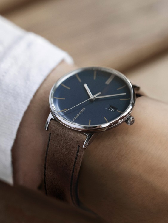 Junghans FORM Damen Bis zu 65% Rabatt