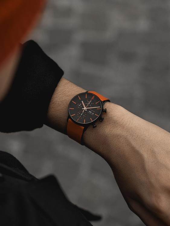 Junghans FORM A Chronoscope Räumungsverkauf