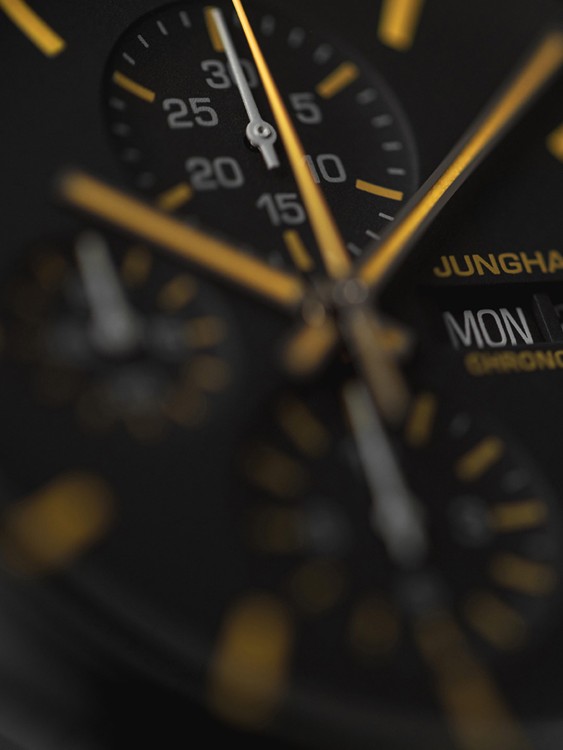Junghans FORM A Chronoscope Kauf eins, bekomm eins gratis
