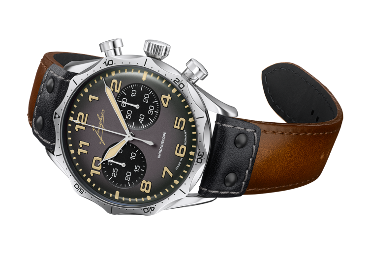 Junghans Pilot Chronoscope Kostenlose Rückgabe