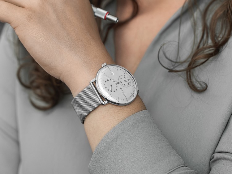 Junghans max bill Regulator Kauf eins, bekomm eins gratis