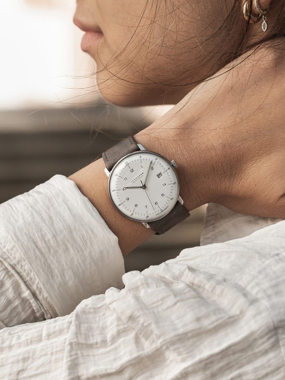 Junghans max bill MEGA Solar Zeitlich begrenztes Angebot