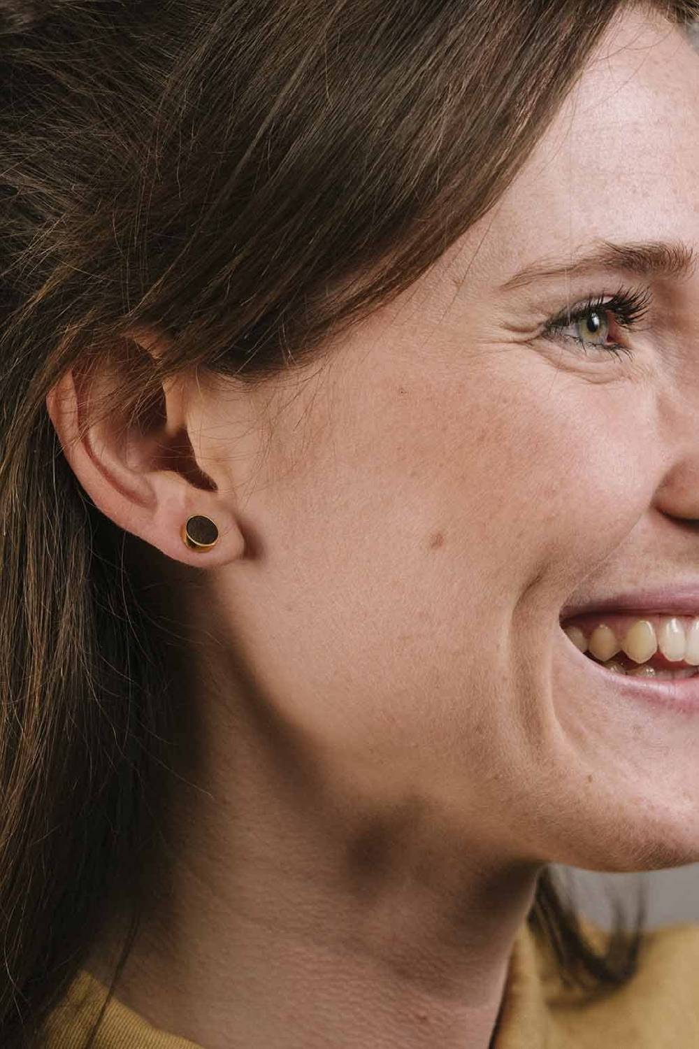 Kerbholz CIRCLE EARRING Sandelholz Bis zu 60% Rabatt