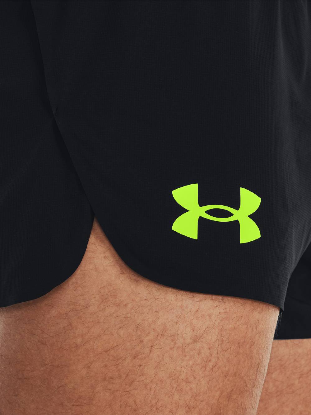 Under Armour UA Lighter Than Air Shorts zollfrei