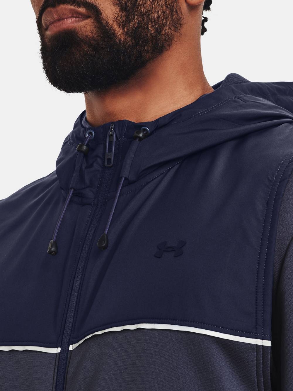 Under Armour UA AF Storm Hooded Weste Exklusivangebot