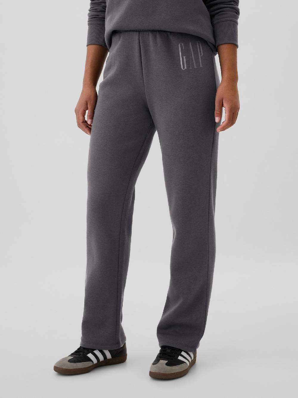 GAP Jogginghose Nur noch ein Tag übrig