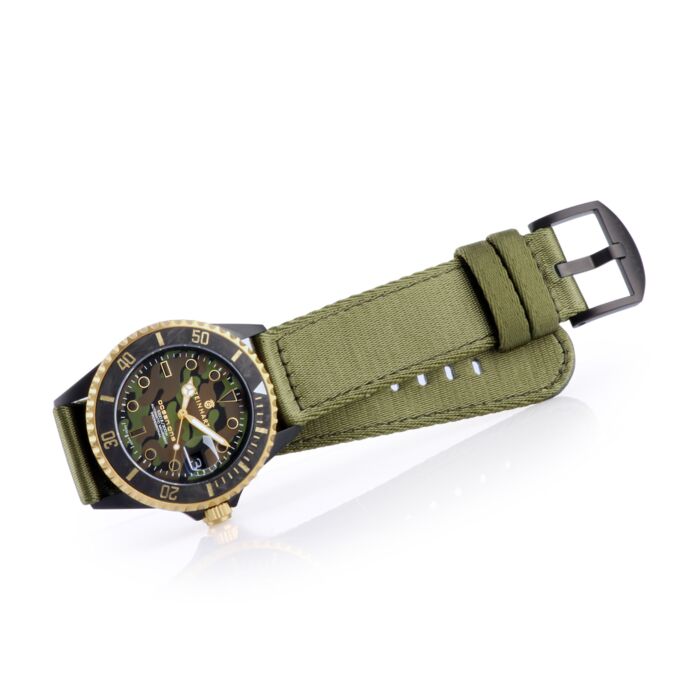 Steinhart Ocean 39 black MILITARY Camouflage Taucheruhr Kauf eins, bekomm eins gratis