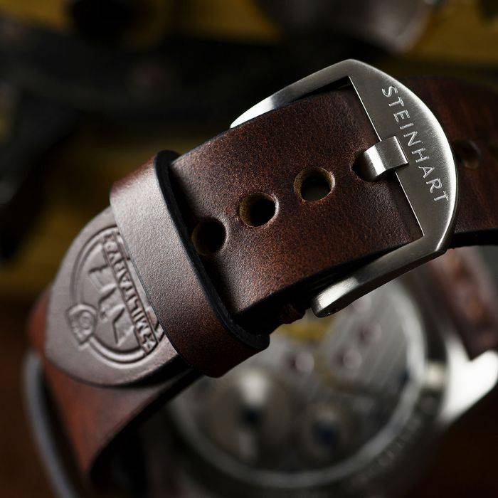 Steinhart MILITARY 42 handaufzug Rabatt