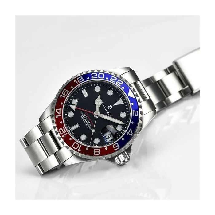 Steinhart Ocean 39 GMT BLUE-RED Taucheruhr Top Angebot
