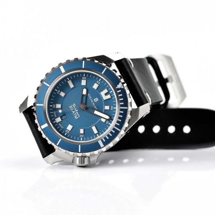 Steinhart Triton 30 ATM BLUE Taucheruhr Vierteljährliche Förderung