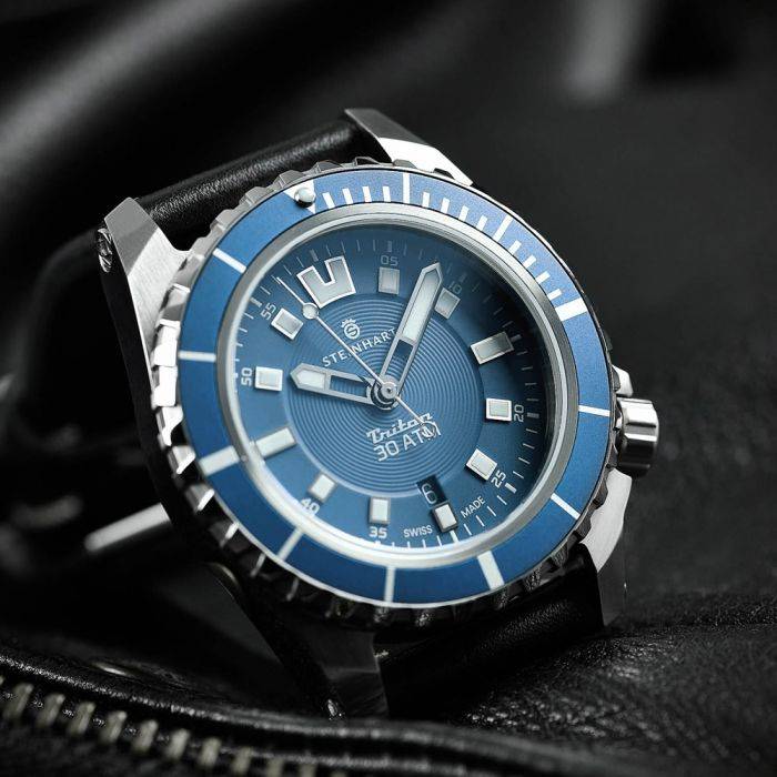 Steinhart Triton 30 ATM BLUE Taucheruhr Vierteljährliche Förderung